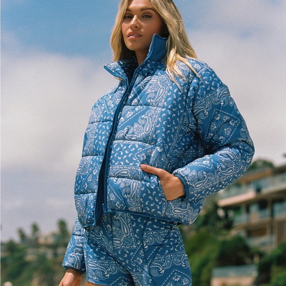 L*SPACE Elevation Reversible Puffer Jacket In Blue Medium Gorpcore Streetwear - Picture 2 of 11